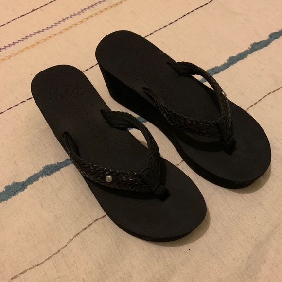 Roxy Wedge Flip Flops